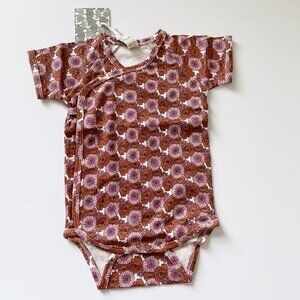 Kate Quinn Poppies And Daisies Baby Kimono Bodysuit 12-18 Months